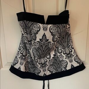 White House Black Market Black and White Patterned Top
